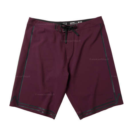Truce Boardshort  red