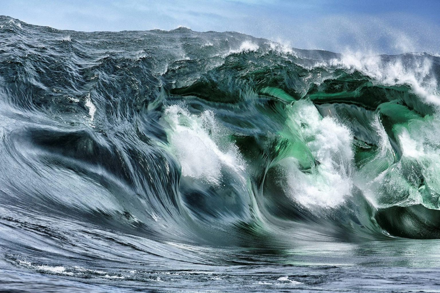 Top 10 des plus grosses vagues du monde - SurfShop